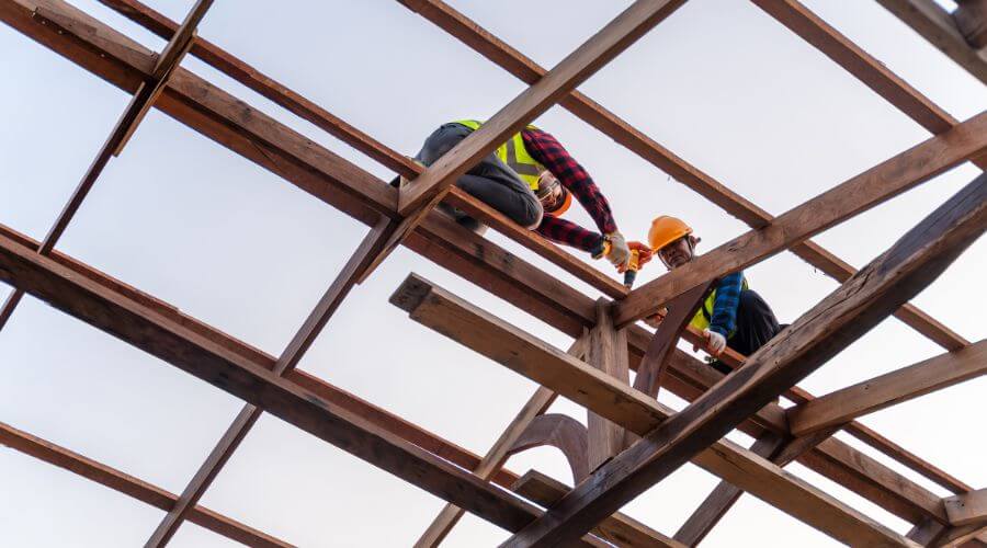 Professional gutter cleaning services in Spring Park, MN